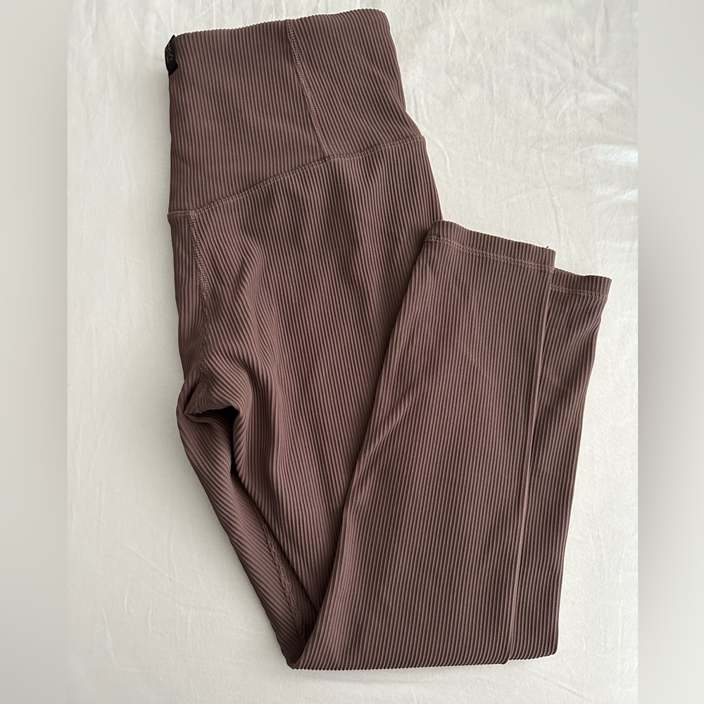 Athleta cropped yoga pants